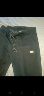 Hummel Trainingsbroek - Sportief & Comfortabel, Maat 52/54 (L), Zwart, Ophalen of Verzenden, Gedragen