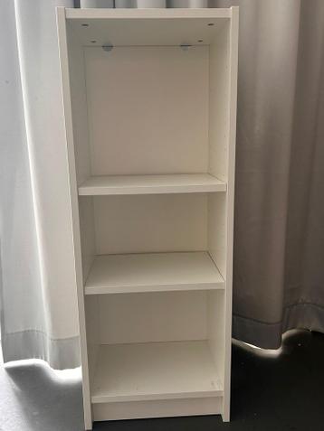 Witte IKEA Billy boekenkast - afbeelding 1