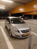 Opel Corsa 1.4 16V 5D AUT 2010 Grijs, Auto's, 47 €/maand, Origineel Nederlands, Te koop, Zilver of Grijs