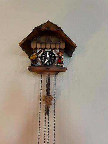 Antieke Klokken Gezocht - Koekoeksklokken & Augenwender beschikbaar voor biedingen