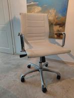 Imitatie Eames stoel, wit, 4 st., Huis en Inrichting, Stoelen, Gebruikt, Wit, Leer, Ophalen of Verzenden