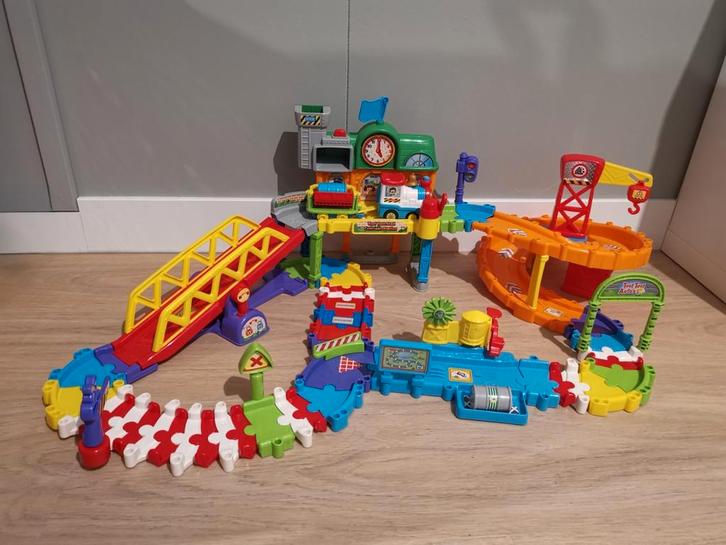 VTech Toet Toet Stad Centraal Station - Zo Goed Als Nieuw, Kinderen en Baby's, Speelgoed | Vtech, Zo goed als nieuw, Ophalen