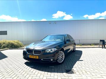 BMW 528i Luxury Edition , Carplay , Goed Onderhouden beschikbaar voor biedingen