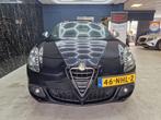 Alfa Romeo Giulietta 1.7 TBi Quadrifoglio Verde / Pano / sto, Gebruikt, 4 cilinders, Traction-control, Zwart