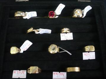 1 doosje met 14 krt. gouden vnl. nieuwe heren ringen de prij beschikbaar voor biedingen