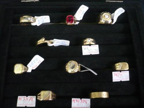 1 doosje met 14 krt. gouden vnl. nieuwe heren ringen de prij, Sieraden, Tassen en Uiterlijk, Ringen, Nieuw, Heer, Goud, Verzenden