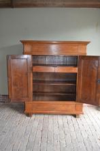 Prachtige antieke eiken houten spinde kast, broodkast., Verzenden