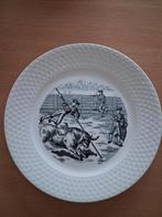 Sierbordje met stierenvechters, Antiek en Kunst, Antiek | Keramiek en Aardewerk, Ophalen