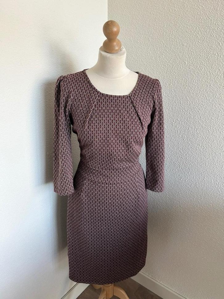 King Louie maat XL glitter mona jurk 2425, Kleding | Dames, Jurken, Zo goed als nieuw, Maat 46/48 (XL) of groter, Rood, Knielengte