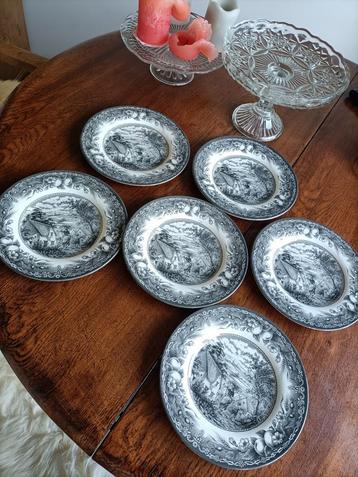 Royal Stafford 6 ontbijt en 2 taart schalen op voet beschikbaar voor biedingen