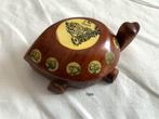 Vintage Carved Wood Turtle with Inlaid Chinese Zodiac Signs, Ophalen of Verzenden