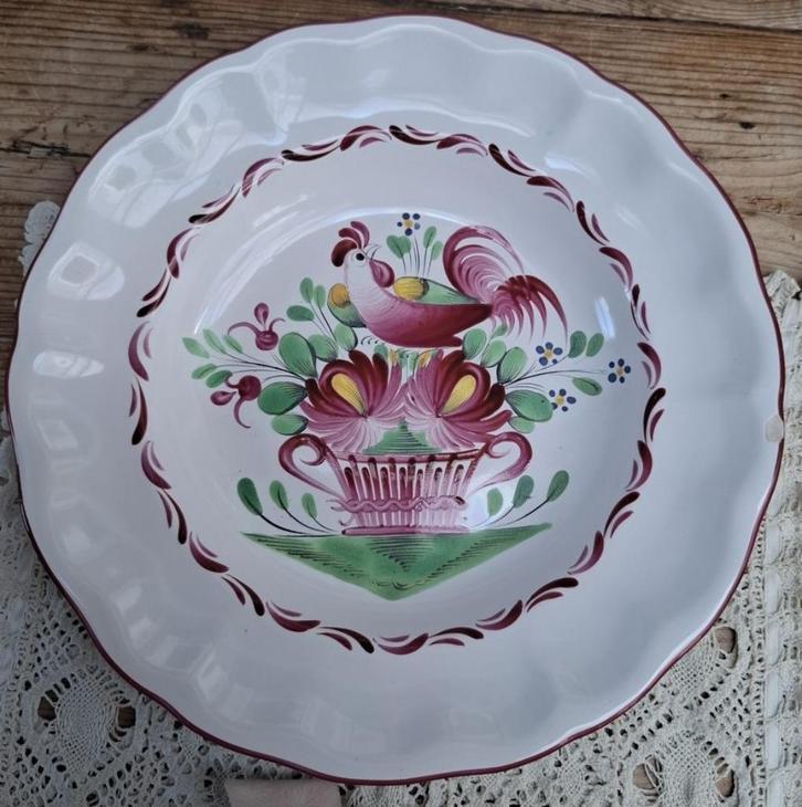 Frans St.Clement diep bord met haan en bloemen, Antiek en Kunst, Antiek | Servies los, Ophalen of Verzenden