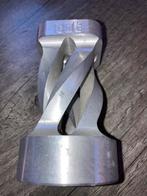 Kandelaar aluminium PTHN CAT dag en deeltijd opleiding, Verzenden