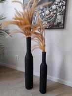 Twee zwarte hoge vazen, Ophalen, Overige materialen, Zwart, Zo goed als nieuw