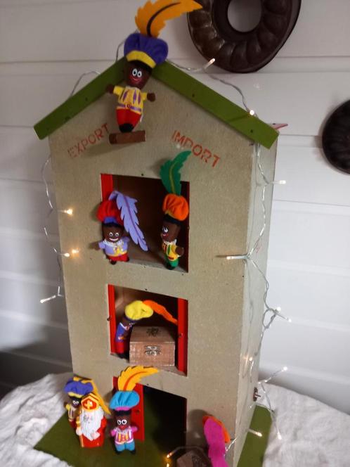 Zwarte pieten pakhuis met sinterklaas, Diversen, Sinterklaas, Ophalen of Verzenden