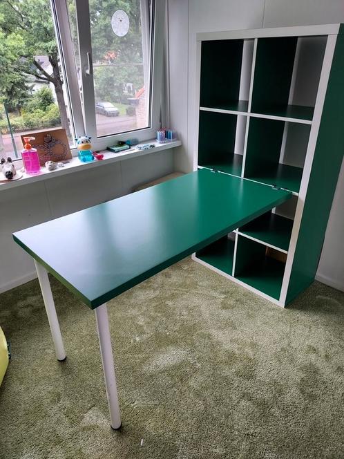 Ikea kallax kast met bureau te koop. Eventueel apart., Huis en Inrichting, Kasten | Boekenkasten, Gebruikt, 50 tot 100 cm, 150 tot 200 cm