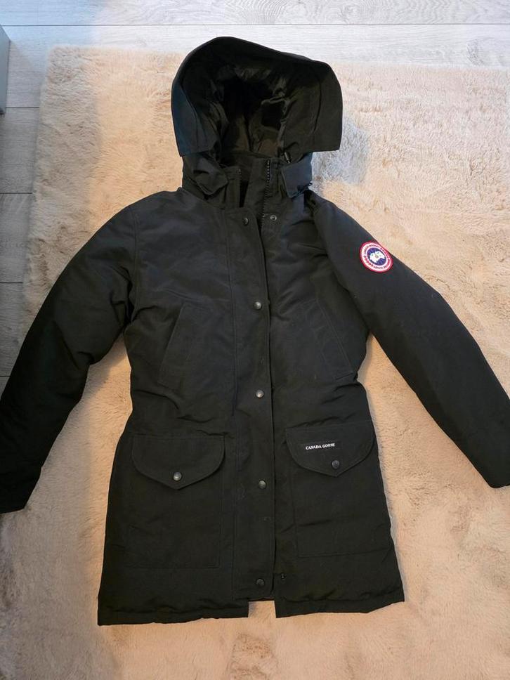 Canada Goose Trillium parka S NIEUW getailleerd, Kleding | Dames, Jassen | Winter, Nieuw, Maat 36 (S), Zwart, Ophalen of Verzenden