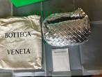Bottega Veneta Jodie tas bag zilver, Sieraden, Tassen en Uiterlijk, Tassen | Damestassen, Ophalen of Verzenden, Nieuw, Overige kleuren