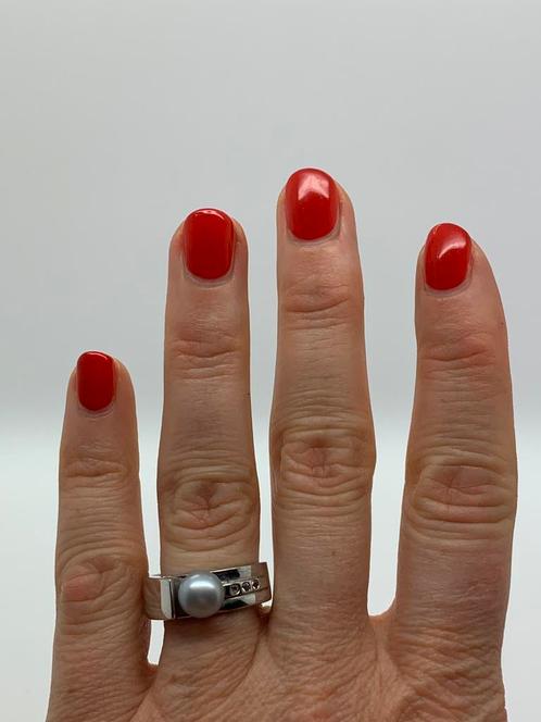T358 Prachtige zilveren parel ring maat 19, Sieraden, Tassen en Uiterlijk, Ringen, Dame, 19 tot 20, Zilver, Zilver, Ophalen of Verzenden