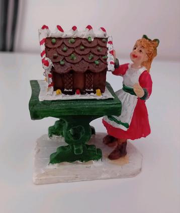 Kerstfiguur huisje versieren voor Kerstdorp beschikbaar voor biedingen