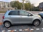 Toyota Yaris 1.3 16V Vvt-i 5DR 2006 Grijs Orgineel NL Auto, Voorwielaandrijving, 4 cilinders, 995 kg, 547 kg