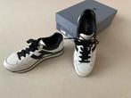 Hogan Sneakers - Stijlvol en Comfortabel, Ophalen of Verzenden, Zo goed als nieuw, Wit, Sneakers of Gympen