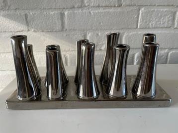 Vaas voor losse bloemen - Modern Design beschikbaar voor biedingen