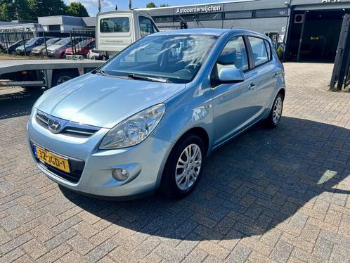 Hyundai i20 1.4i Dynamic - Zeer Nette Auto, Auto's, Hyundai, i20, ABS, Airbags, Airconditioning, Boordcomputer, Elektrische buitenspiegels