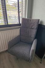 Mooie grijze fauteuil, Huis en Inrichting, Fauteuils, Ophalen, Minder dan 75 cm, Zo goed als nieuw, Stof