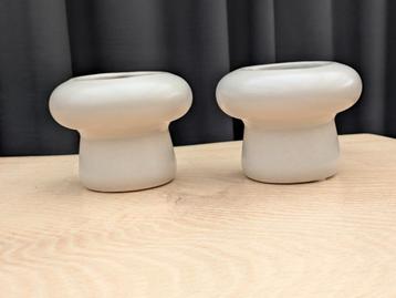 Leuke set bloempotjes paddenstoel paddestoel vorm beige! beschikbaar voor biedingen