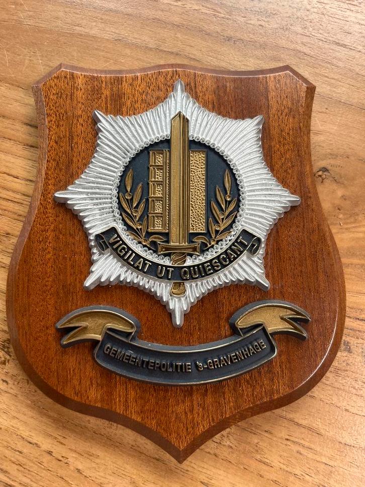 Schildje Gemeentepolitie 's-Gravenhage, Verzamelen, Militaria | Algemeen, Overige soorten, Embleem of Badge, Nederland, Ophalen of Verzenden
