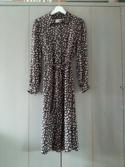 Lollys Laundry Jurk maat XS als nieuw!, Kleding | Dames, Jurken, Zo goed als nieuw, Maat 34 (XS) of kleiner, Zwart, Onder de knie