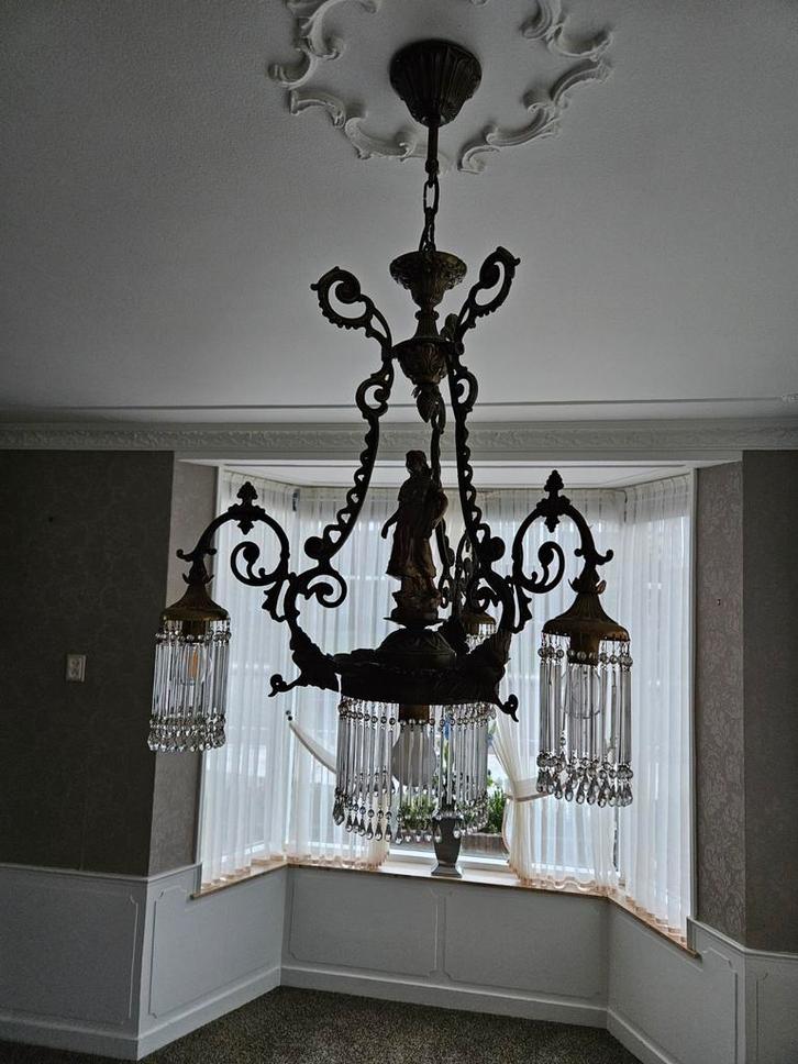 Antieke kroonluchters 2 stuks met kristallen (wormerveer), Huis en Inrichting, Lampen | Kroonluchters, Gebruikt, Glas, Metaal