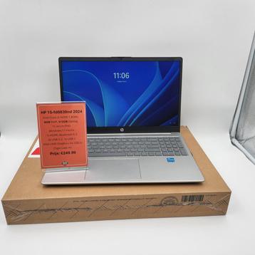 HP 15-fd0830nd 15.6 Core i3-N305 8GB  512SSD Met Doos | Z.G. beschikbaar voor biedingen