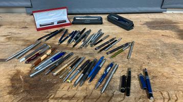 Diverse pennen. Vulpennen. 47 stuks. Parker. beschikbaar voor biedingen