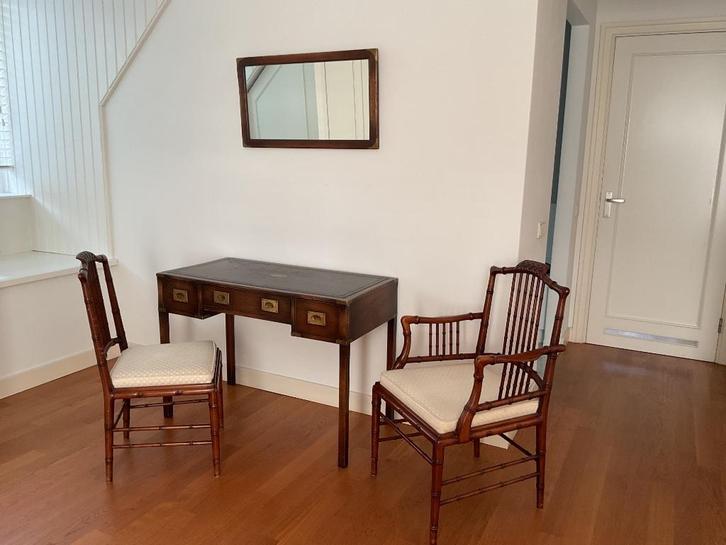 Kaptafel met Giorgetti stoelen, Huis en Inrichting, Stoelen, Zo goed als nieuw, Twee, Hout, Leer, Bruin, Ophalen