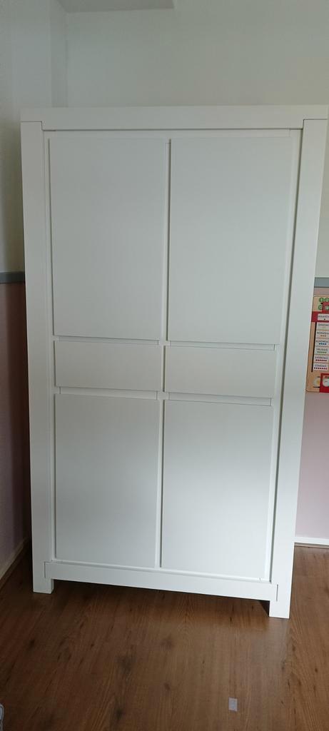 Kinderkledingkast Malibu baby & kinderkamer, Kinderen en Baby's, Kinderkamer | Complete kinderkamers, Gebruikt, Jongetje of Meisje