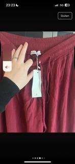 Nieuw! - Ambika, Ophalen of Verzenden, Zo goed als nieuw, Rood, Overige typen