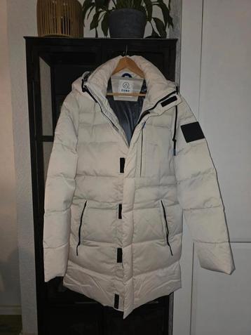 Winterjas / parka van QUBZ maat L als NIEUW beschikbaar voor biedingen