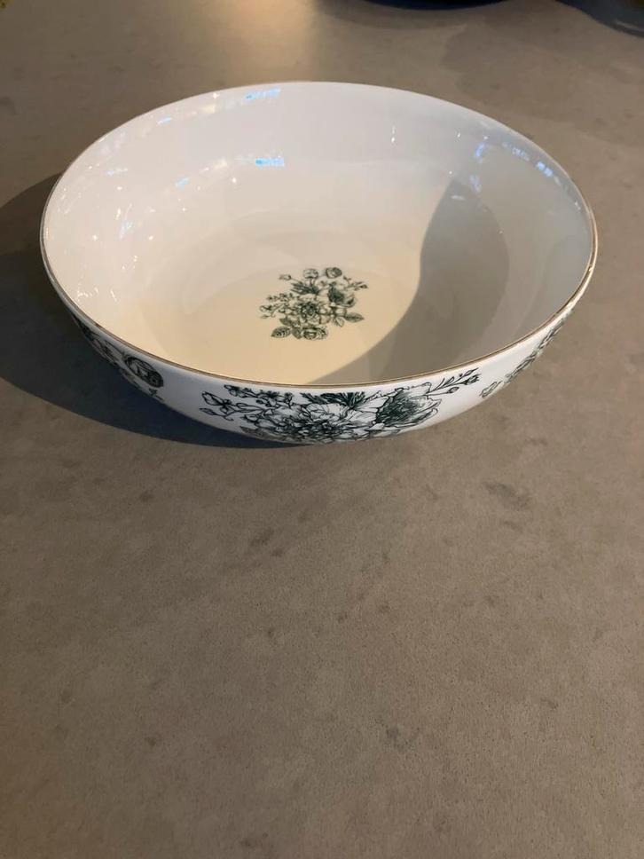 AH Kerst Servies 2023 - Schaal, Huis en Inrichting, Keuken | Servies, Gebruikt, Schaal of Schalen, Overige stijlen, Keramiek, Ophalen of Verzenden