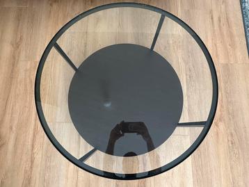 Round bijzettafel,black color. beschikbaar voor biedingen