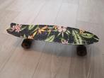 Pennyboard Globe met bloemenopdruk, Skateboard, Gebruikt, Ophalen