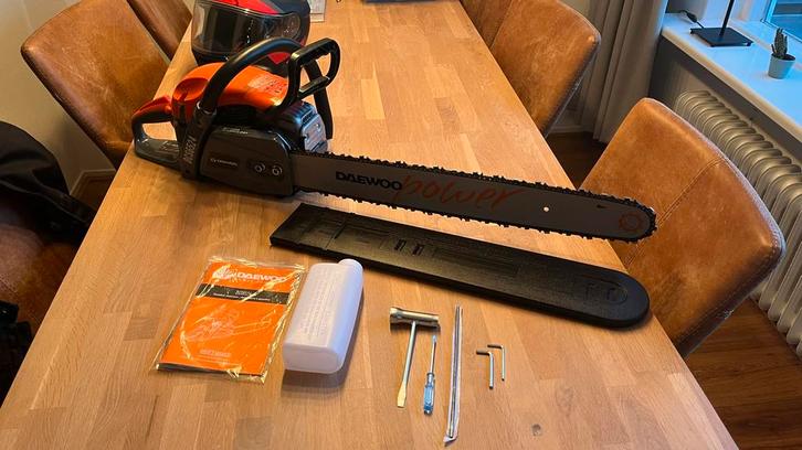Daewoo DCS6524 Kettingzaag - Nieuw in doos!, Doe-het-zelf en Verbouw, Gereedschap | Zaagmachines, Nieuw, Ophalen of Verzenden