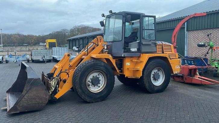 Schaeff 863 zeer netjes (bj 2003), Zakelijke goederen, Machines en Bouw | Kranen en Graafmachines, Wiellader of Shovel