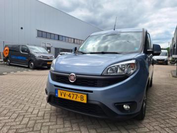 Fiat Doblo Cargo 1.3 MJ 16V 90pk 2016 in unieke blauwe kleur beschikbaar voor biedingen