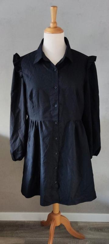 Zwarte jurk maat 2XL van Shein Curve beschikbaar voor biedingen