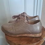 Fabs veter lakschoenen mt 39, Kleding | Dames, Schoenen, Bruin, Ophalen of Verzenden, Zo goed als nieuw, Schoenen met lage hakken