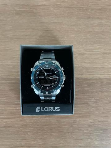 Lorus Polshorloge - Staal - Nieuwstaat beschikbaar voor biedingen