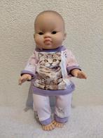 Leuke Aziatische Meisjes Babypop van Paola Reina  = 32 cm., Ophalen of Verzenden, Gebruikt, Babypop
