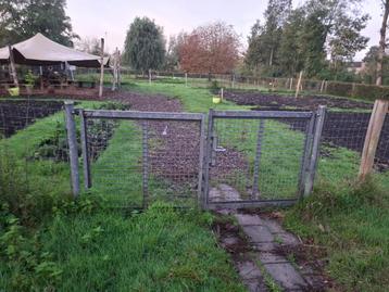 Stalen hekken beschikbaar voor biedingen